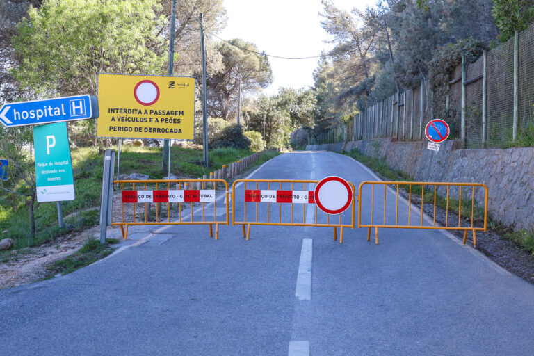 Rua Círio da Arrábida interditada a veículos e peões entre Outão e Figueirinha