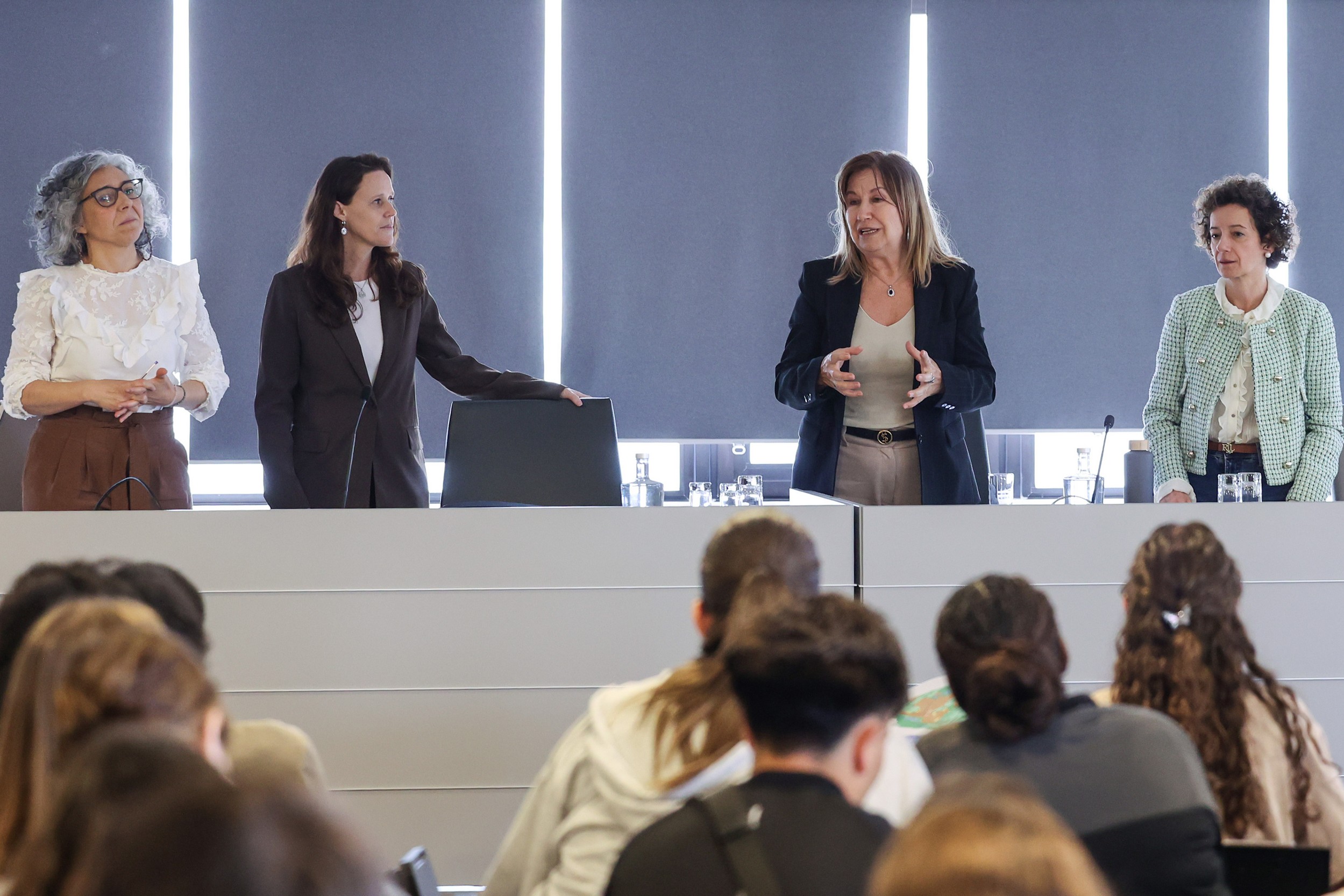 A vice-presidente da Câmara de Setúbal, Maria do Carmo Tiago, agradeceu o interesse dos participantes na intervenção urbanística municipal