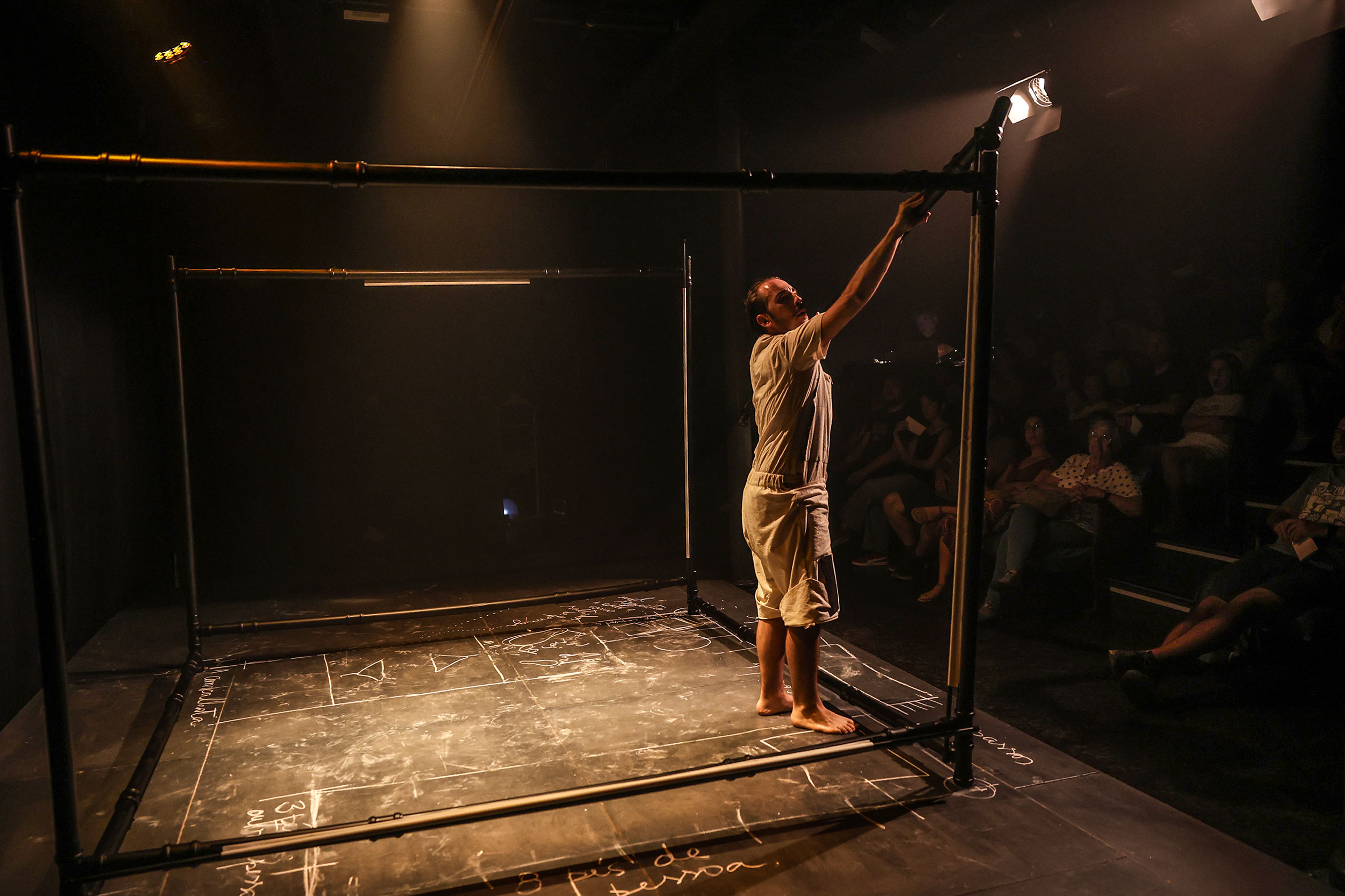 Produção do TAS – Teatro Animação de Setúbal, “A Revolução”