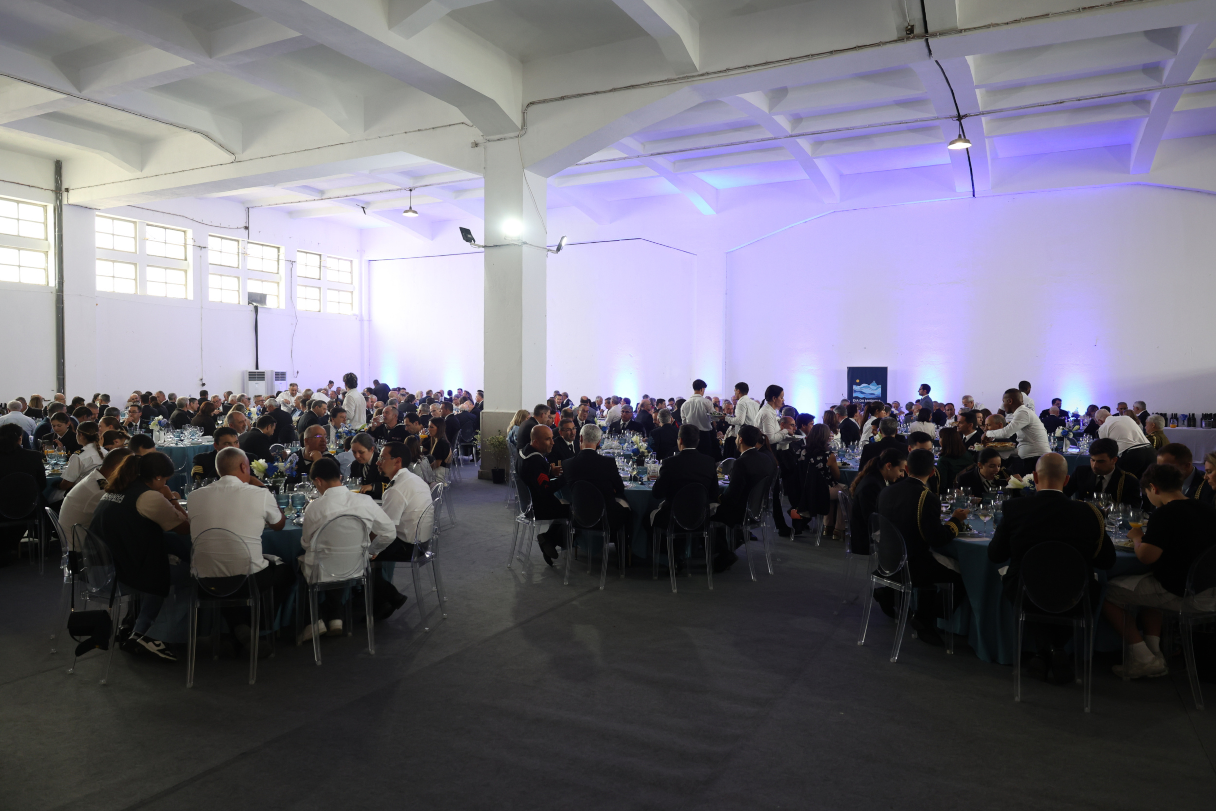 A cerimónia militar, na qual a presidente da Câmara Municipal de Setúbal, Maria das Dores Meira, foi condecorada, foi o ponto alto das Comemorações do Dia da Marinha 2026