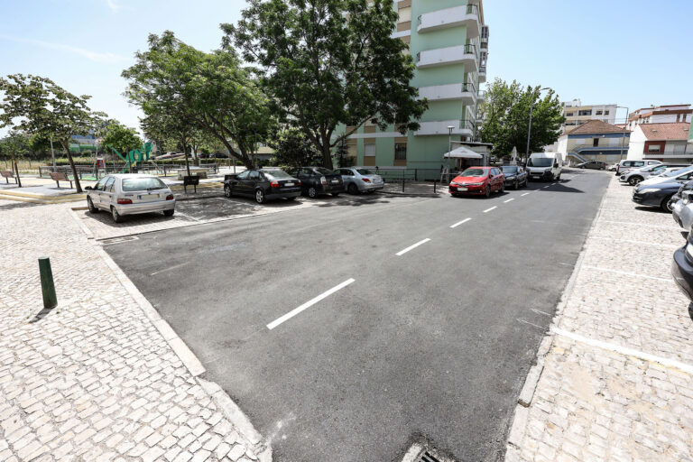 Inauguração da obra de requalificação da Praceta da Primavera, que foi dotada de um novo espaço de lazer e recreio, incluindo parque infantil, e de condições de segurança rodoviária reforçadas