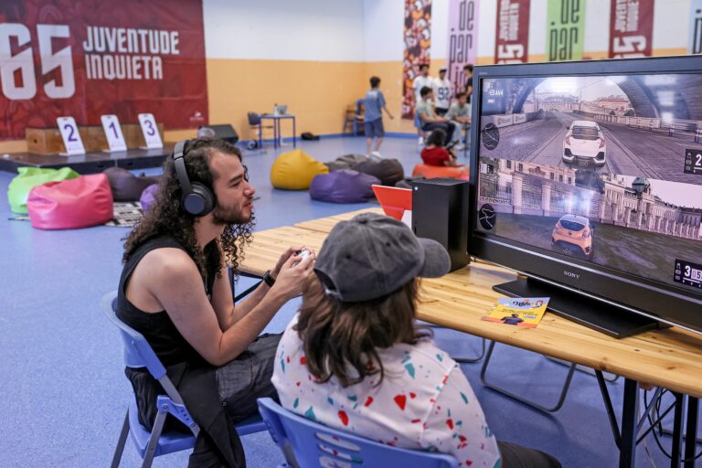 Evento de desportos eletrónicos, do projeto “. De Partida”