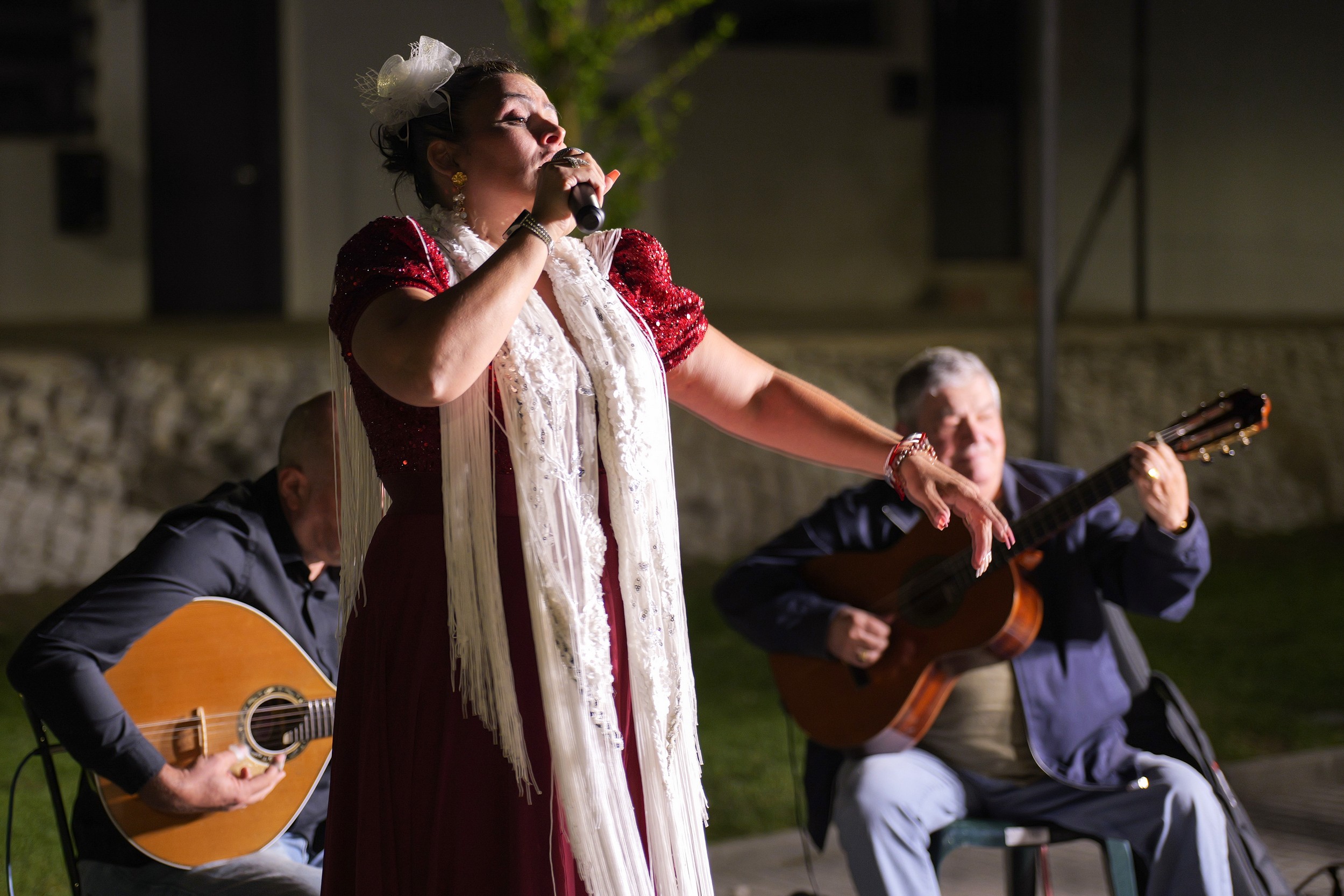 Neste primeiro concerto, atuaram Maria do Céu Freitas, Nuno Rocha e Susana Martins, fadistas que estiveram acompanhados de Pedro Antunes na guitarra portuguesa e de Vítor Pereira na viola de fado
