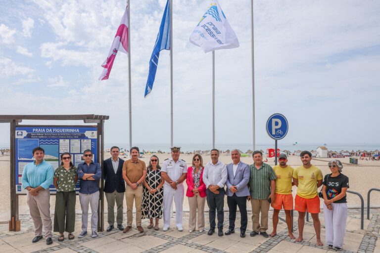 Representantes de diversas entidades marcaram presença no evento