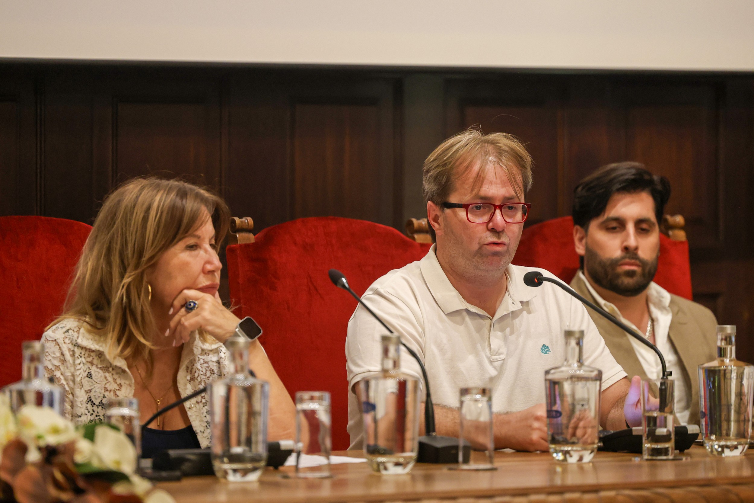 O Salão Nobre dos Paços do Concelho acolheu um conjunto de reuniões para recolha de contributos para candidatura de Setúbal a Capital Portuguesa da Cultura 2028