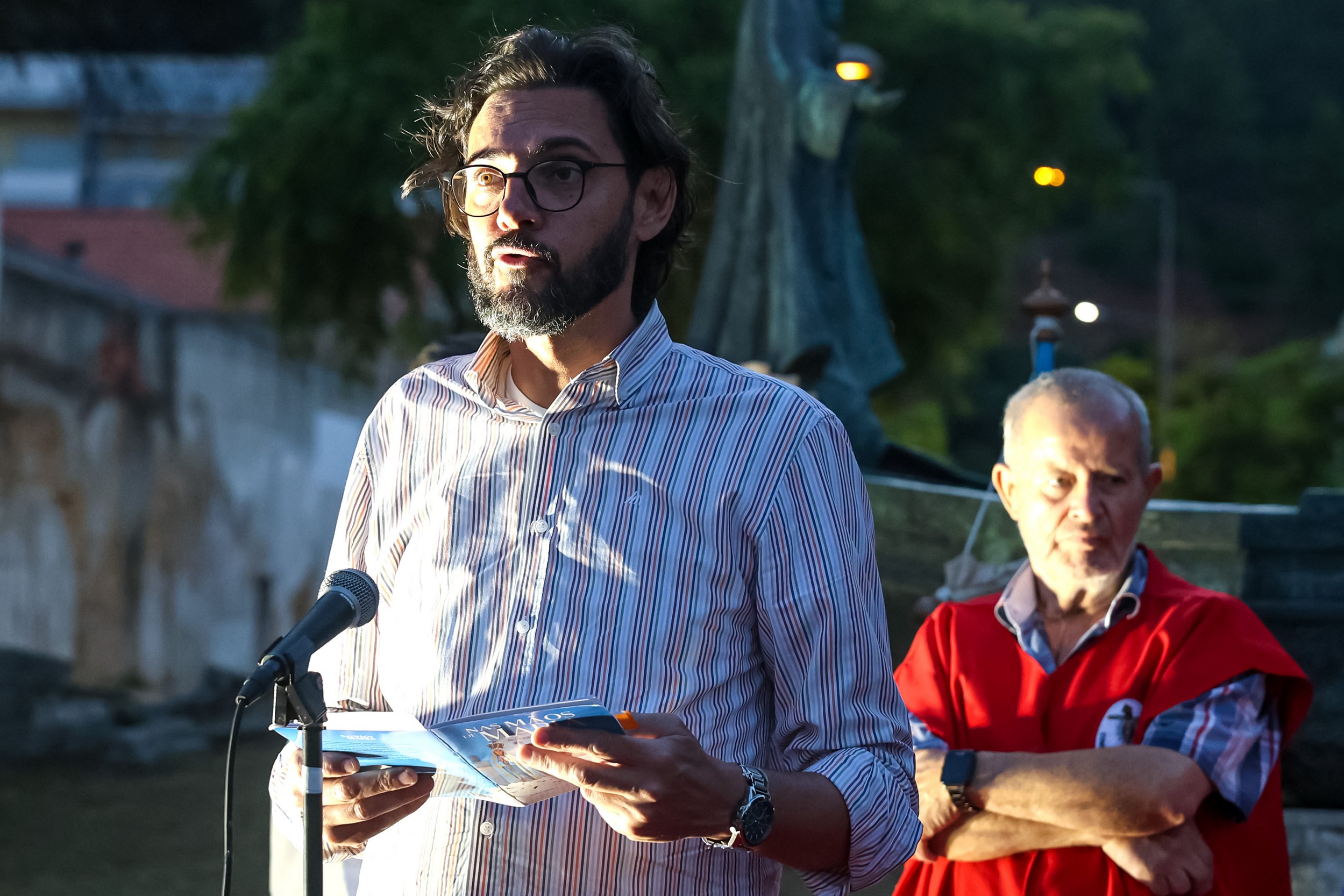 Valter Canas, membro da organização do Novo Círio de Nossa Senhora da Arrábida, destacou o significado da cerimónia no sentido de perpetuar uma tradição enraizada na identidade da comunidade piscatória setubalense