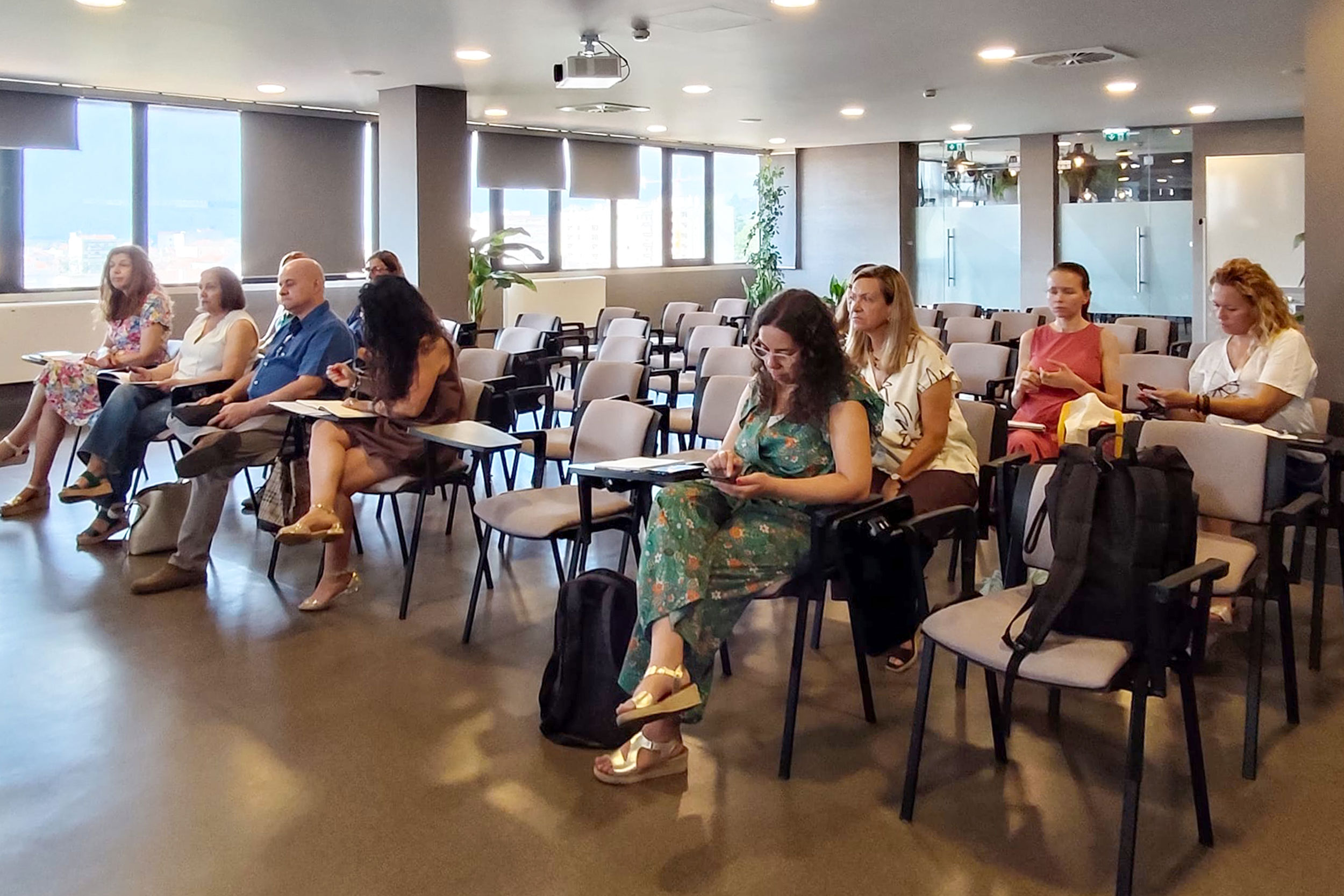 Reunião de balanço e recolha de contributos sobre a operação da Carris Metropolitana junto das escolas do concelho