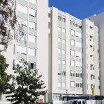 A conclusão das obras de reabilitação dos dois edifícios municipais da Quinta do Freixo está prevista para outubro