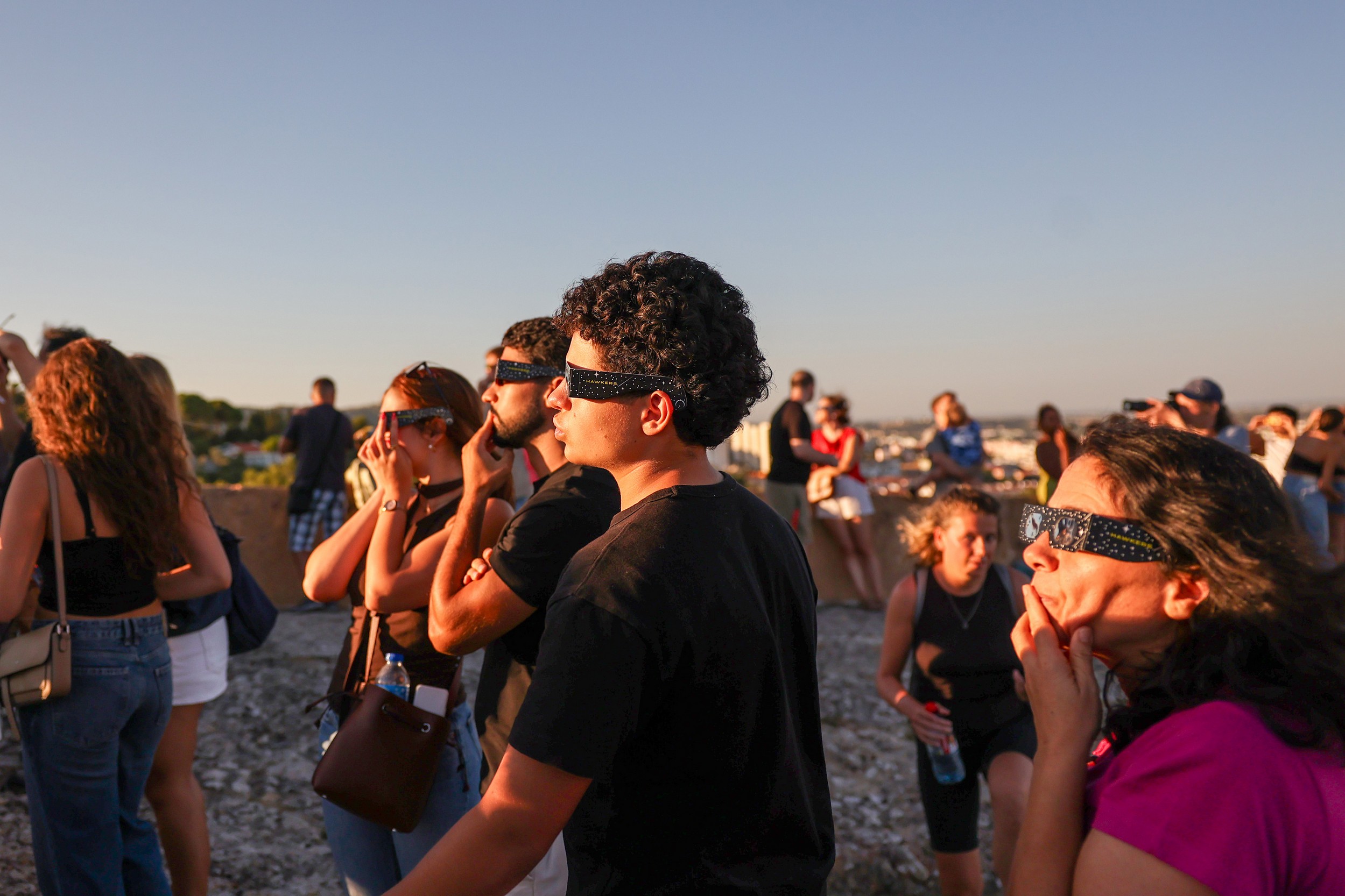 Observação do eclipse solar no Forte de São Filipe