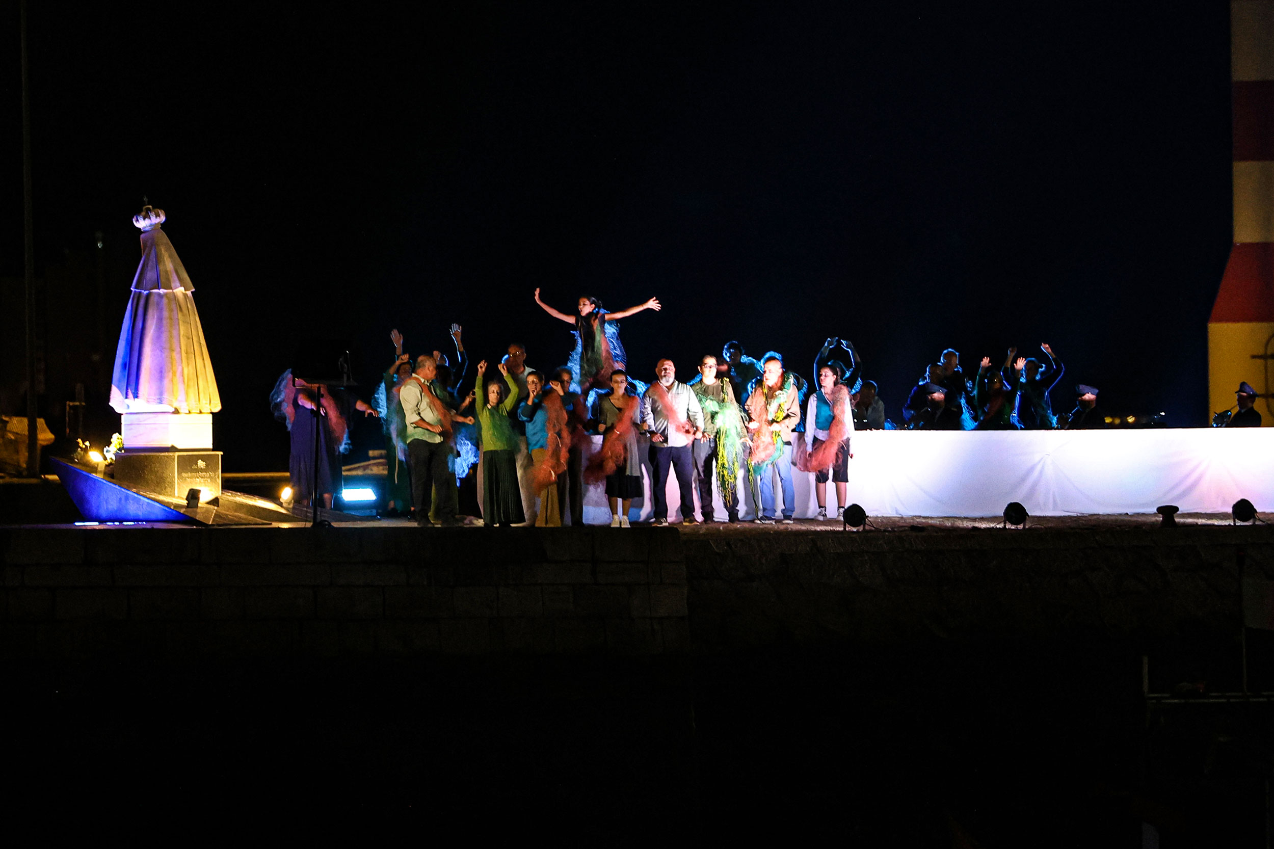 Ópera comunitária “Ode ao Mar e aos Noivos”, com libreto do escritor Gonçalo M. Tavares e música de Jorge Salgueiro