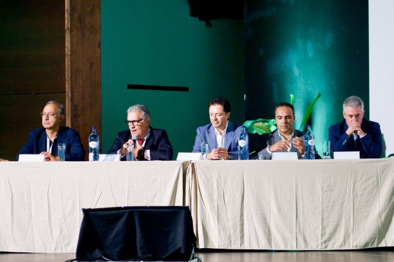 O contributo do Hospital Ortopédico de Sant'Iago do Outão para a evolução da medicina foi destacado na sessão de abertura do encontro
