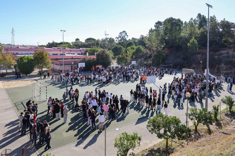 Simulacro de sismo na Escola Secundária Dom Manuel Martins