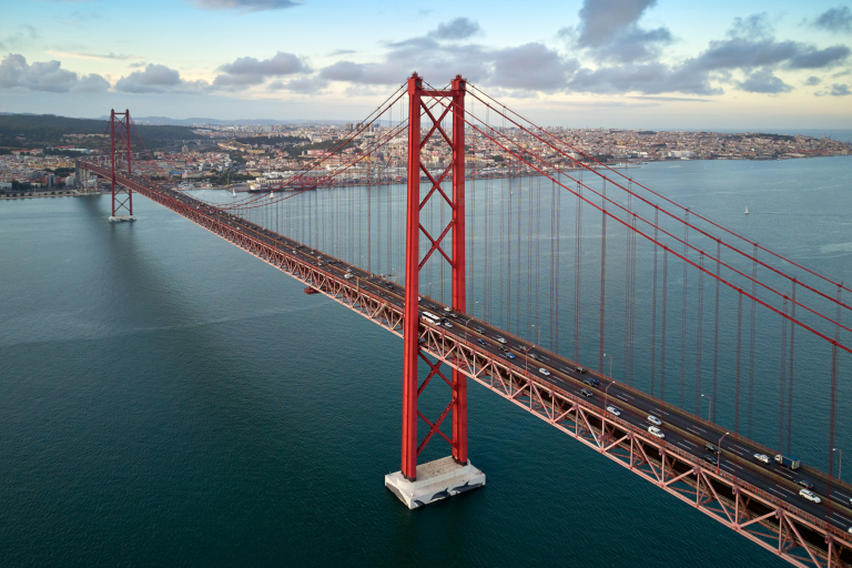 Ponte 25 de Abril