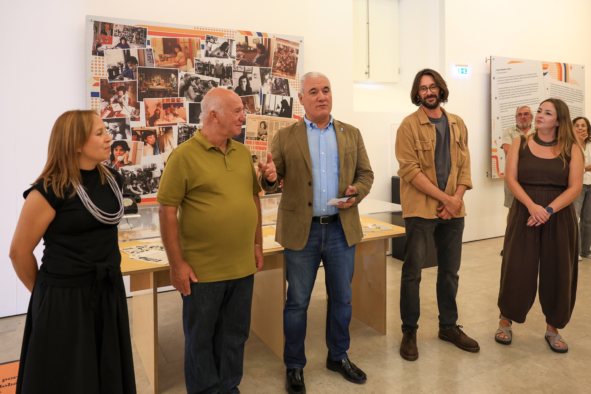 O vereador Paulo Maia, da Câmara Municipal de Setúbal, esteve presente na inauguração da exposição
